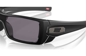 Image of Oakley OO9101 Batwolf Sunglasses, Matte Black Frame, Prizm Grey Polarized Lens, 27, OO9101-910168-27