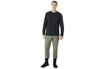 Image of Oakley Enhance Long Sleeve Crew 8.7.02 - Mens, Blackout, Large, 434249-02E-L