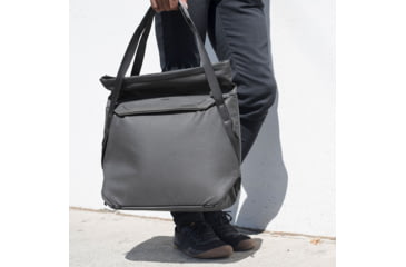 Image of Peak Design Everyday Tote v2, 15 Liters, Black, BEDT-15-BK-2