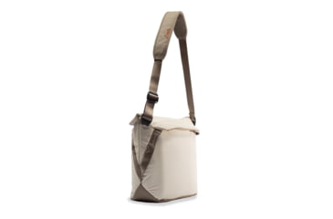 Image of Peak Design Everyday Tote v2, 15 Liters, Bone, BEDT-15-BO-2