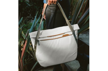 Image of Peak Design Everyday Tote v2, 15 Liters, Bone, BEDT-15-BO-2