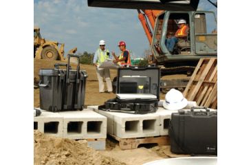 Image of Pelican 1430 Protector Medium Top Loader 17x9.6x13in Case, Black w/ Foam, 1430-000-110