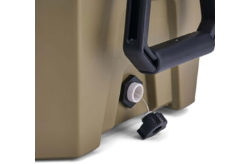 Image of Plano Frost Cooler w/Display, 32qt, Inland Green, 32 quart, PLAC32IGD