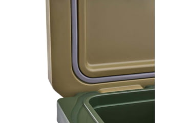 Image of Plano Frost Cooler w/Display, 32qt, Inland Green, 32 quart, PLAC32IGD