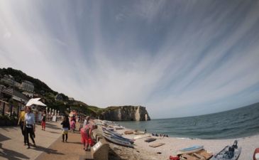 Image of Rokinon Series 2 8mm F2.8 UMC Ultra Wide Angle Fisheye Camera Lens for Canon M Mount, Black RK8MBK28-M