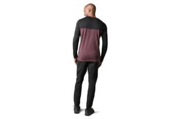 Image of Smartwool Merino Sport 250 Henley - Mens, Black/Woodsmoke, Small, SW016295E55-S