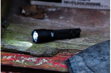 Image of Smith &amp; Wesson M&amp;P15 USB Rechargeable LED Flashlight, 800 Lumens, Black body/White LED 110221