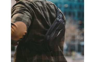 Image of SOG Specialty Knives &amp; Tools Surrept/04 Cs Waistpack - Charcoal - 86-71-01-31