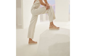 Image of Sorel Cameron Flatform Leather Sandals - Womens, Honest Beige, 10 US, 1943611-246-10