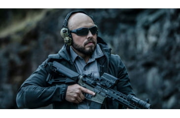 Image of STNGR Ridge Ballistic Sunglasses, Matte Black/Smoke, Large/Extra Large, LC-43O4-RW0G