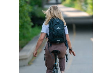 Image of TETON Sports Oasis 18L Hydration Pack with 2L Bladder, Onyx, 2101SCOX