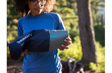 Image of Therm-a-Rest NeoAir Topo Luxe Sleeping Bag, Balsam, Large, 13221