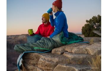 Image of Therm-a-Rest Questar 32F/0C Sleeping Bag, Balsam, Small, 13152