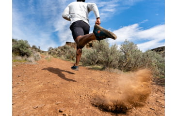 Image of Topo Athletic Terraventure 3 Trailrunning Shoes - Mens, Navy/Orange, 9 US, M048-090-NAVORG
