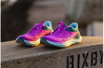 Image of Topo Athletic W-Ultrafly 4 Shoes - Womens, Violet/Blue, 7, W056-070-VIOBLU