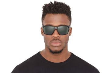Image of Under Armour UA No Limits Sunglasses, Gray Lens, Satin Carbon, One Size Fits Most, UA8630130-060100
