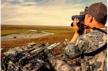 Image of Vanguard Endeavor ED II 8x42 mm Binoculars, Black Endeavor ED II 8420