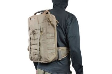 Image of Vanquest Gear PILUM VSlinger Left-Shoulder-Carry Slingpack, Coyote Tan, Large 761277CT