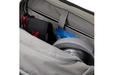 Image of Vertx Tourist Sling 6L Pack, It'S Black/Grey Matter, F1 VTX5085 IBK/GRM NA