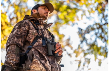 Image of Vortex Triumph HD 10x28mm Roof Prism Binoculars