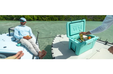 Image of Yeti Tundra 45 Cooler-Seafoam Green