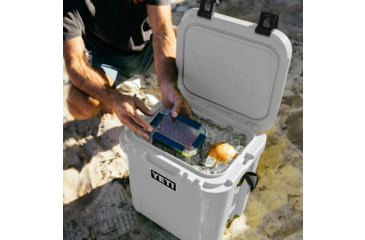 Image of Yeti Roadie 24 Quart 2.0 Hard Cooler