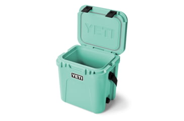 Image of Yeti Roadie 24 Quart 2.0 Hard Cooler