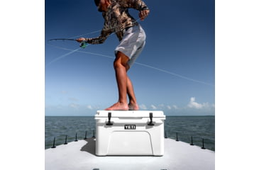 Image of Yeti Tundra 45 Quart Hard Cooler