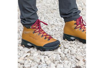 Image of Zamberlan Vioz Lux GTX RR Backpacking Boots - Womens, Waxed Camel, Medium, 8.5, 1996CMW-Medium-8.5