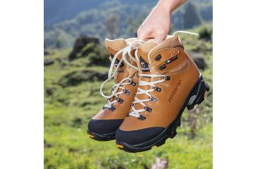 Image of Zamberlan Vioz Lux GTX RR Backpacking Boots - Womens, Waxed Camel, Medium, 8.5, 1996CMW-Medium-8.5