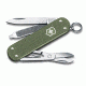 Victorinox Classic SD Swiss Army Pocket Knife, Olive Alox, 0.6221.L17