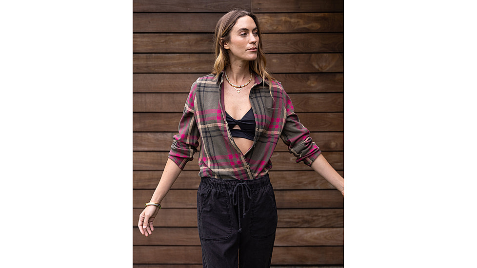 Carve Designs Fairbanks Supersoft Shirt - Womens, Fir Multiplaid, Small, TKSS70-392-SM