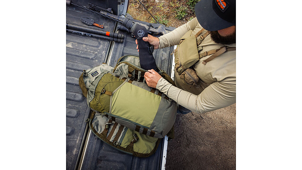 Eberlestock X2 Pack, Dry Earth Microsuede, 2450 C.I., X2HE-V2