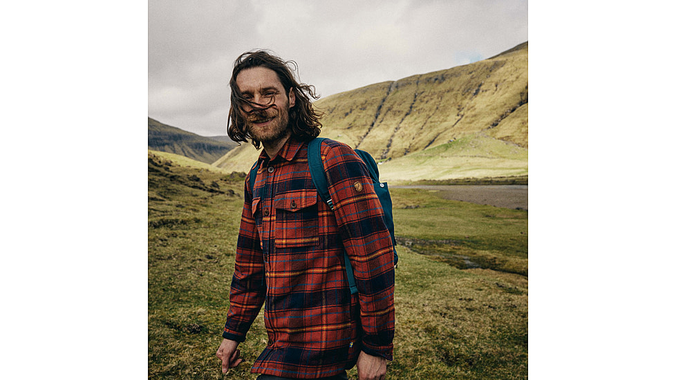 Fjallraven Ovik Lite Padded Shirt - Mens, Autumn Leaf-Dark Navy, Medium, F87069-215-555-M