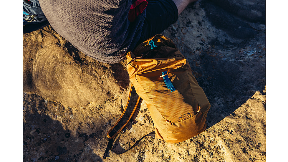 Gregory Nano 16L Daypack, Chalk White, One Size, 153056-A545