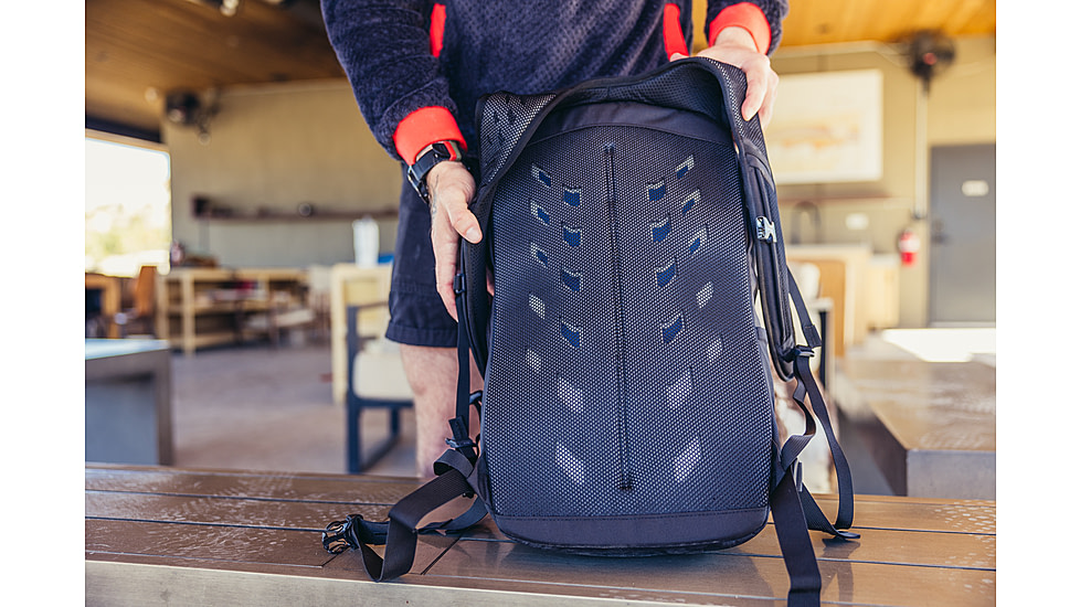 Gregory Nano 28L Daypack, Moab Tan, One Size, 153034-A546