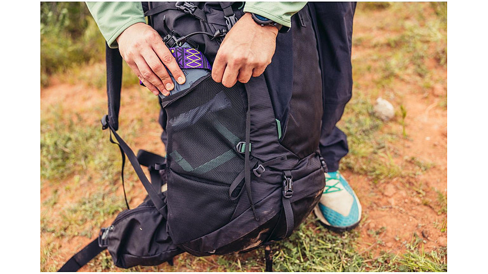 Gregory Stout 70L Backpack, Forest Black, 149377-A266