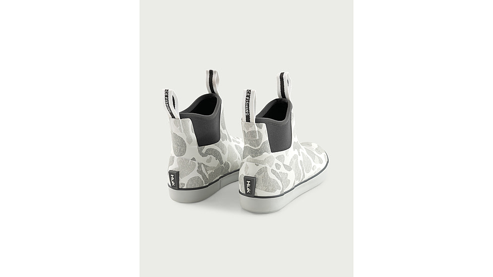 HUK Performance Fishing Rogue Wave Kc Print Boots - Womens, Harbor Mist, 7, H6800014-034-7