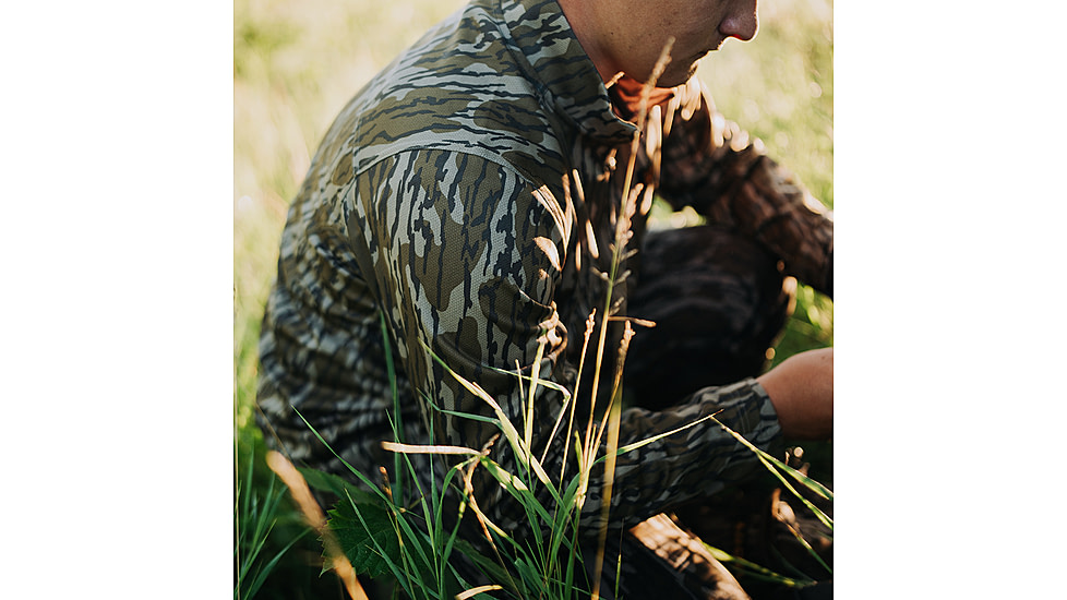 Muddy DV8 Quest Midweight Quarter Zip