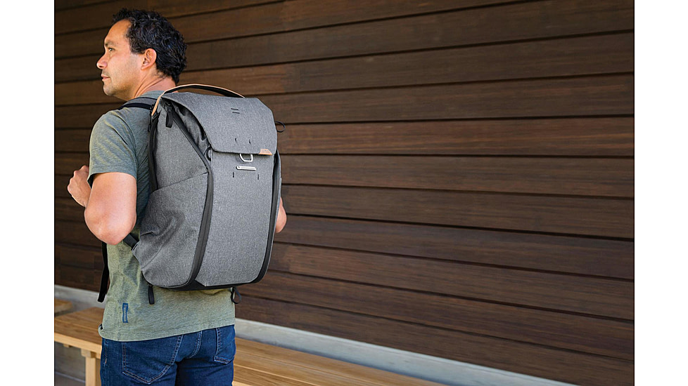Peak Design Everyday V2 Backpack, 30 Liters, Charcoal, BEDB-30-CH-3