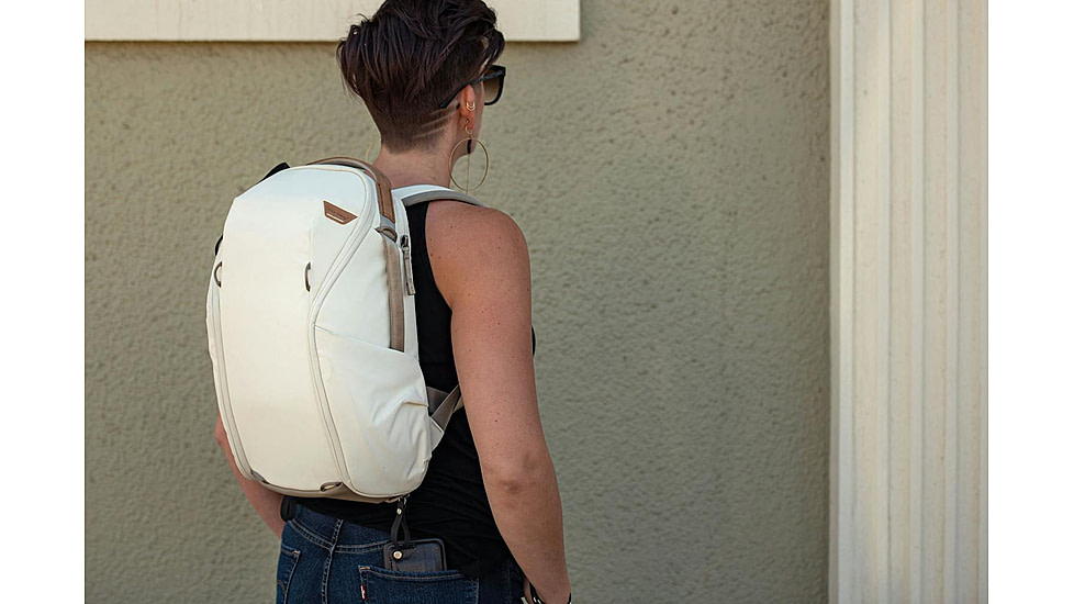 Peak Design Everyday Zip V2 Backpack, 15 Liters, Bone, BEDBZ-15-BO-3
