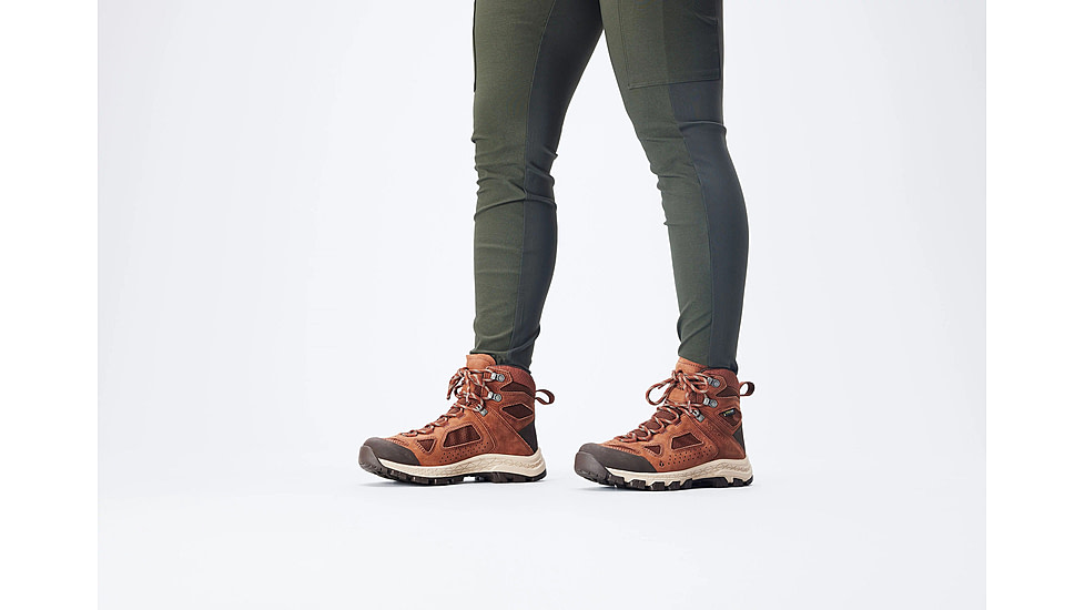 Vasque Breeze Boot - Women's, Regular, Cappuccino, 8.5, 07755-M-085