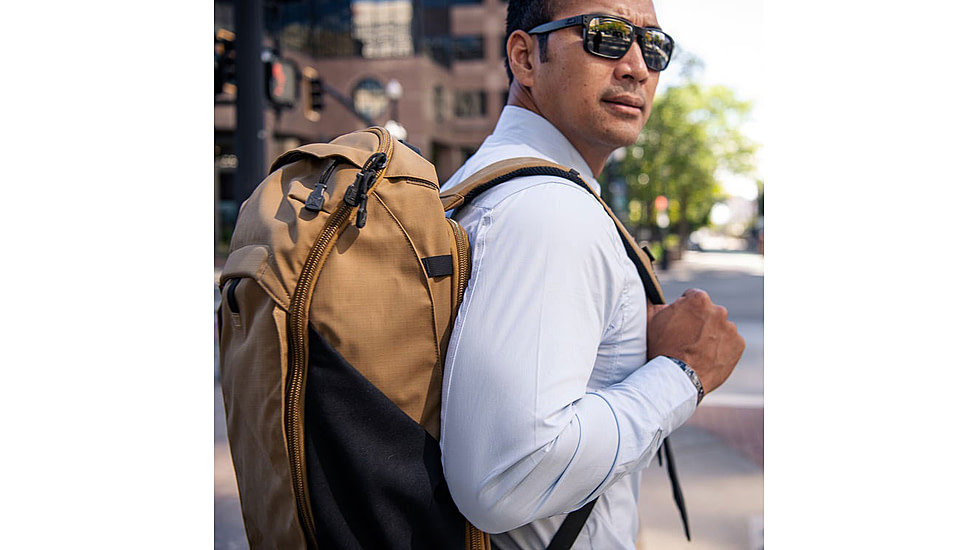 Vertx Basecamp 30L Backpack, Dark Earth/Its Black, F1 VTX5019 DET/IBK NA