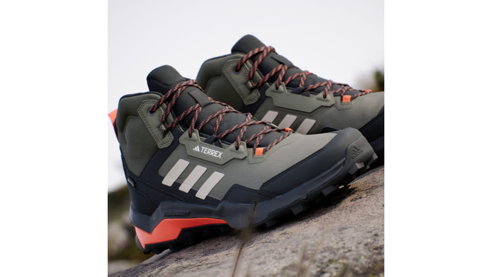 Adidas Terrex IG8853 TERREX AX4 MID GTX, Mens, OLISTR/WONBEI/CBLACK, 11.5, IG8853-11.5