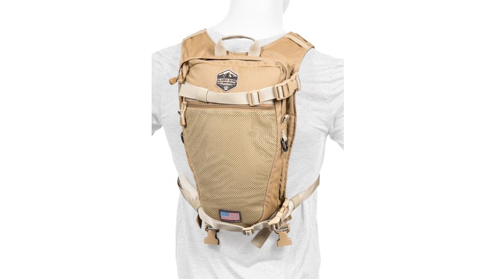 Alaska Guide Creations Stalker Hydration Pack, Coyote Brown, STK-CB