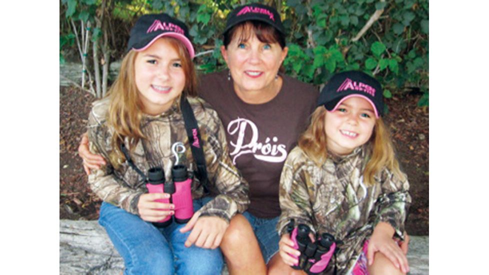 Alpen Breast Cancer Foundation 8x25mm Wide Angle Prism Binoculars, Pink - 263PINK