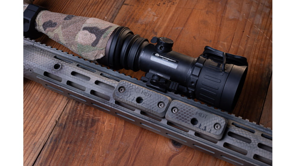 Armasight CO-MR Gen 3 Night Vision Medium Range Clip-On, Pinnacle Ghost White Phosphor IIT, Gray, NSCCOMR001G9DX2