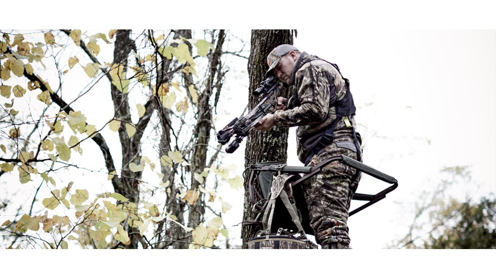 Barnett Crossbows Hyper Whitetail 410 CCD Crossbow Package