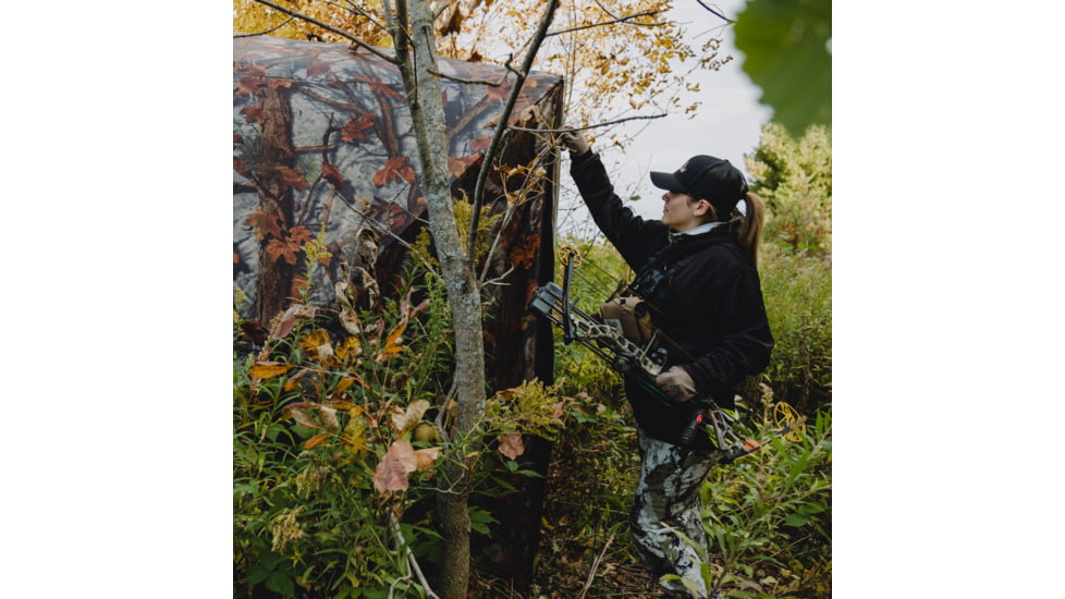 Barronett Blinds Prowler 350 Hunting Blind, Bloodtrail Woodland Camo, 012642022289