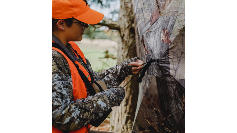 Barronett Blinds Radar 2 Person Hub Blind, Backwoods Camo, RA200BW